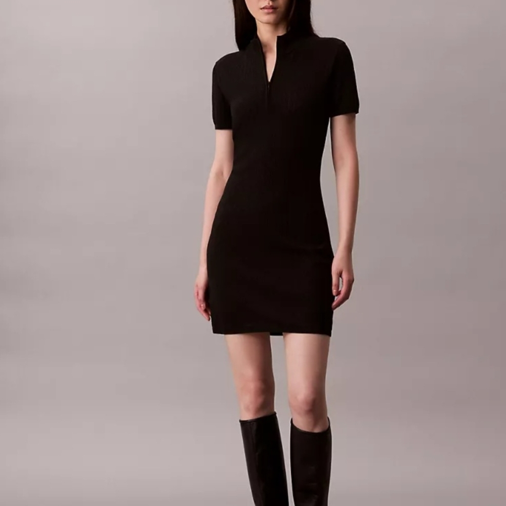 Chic Black Mini Dress with Short Sleeves